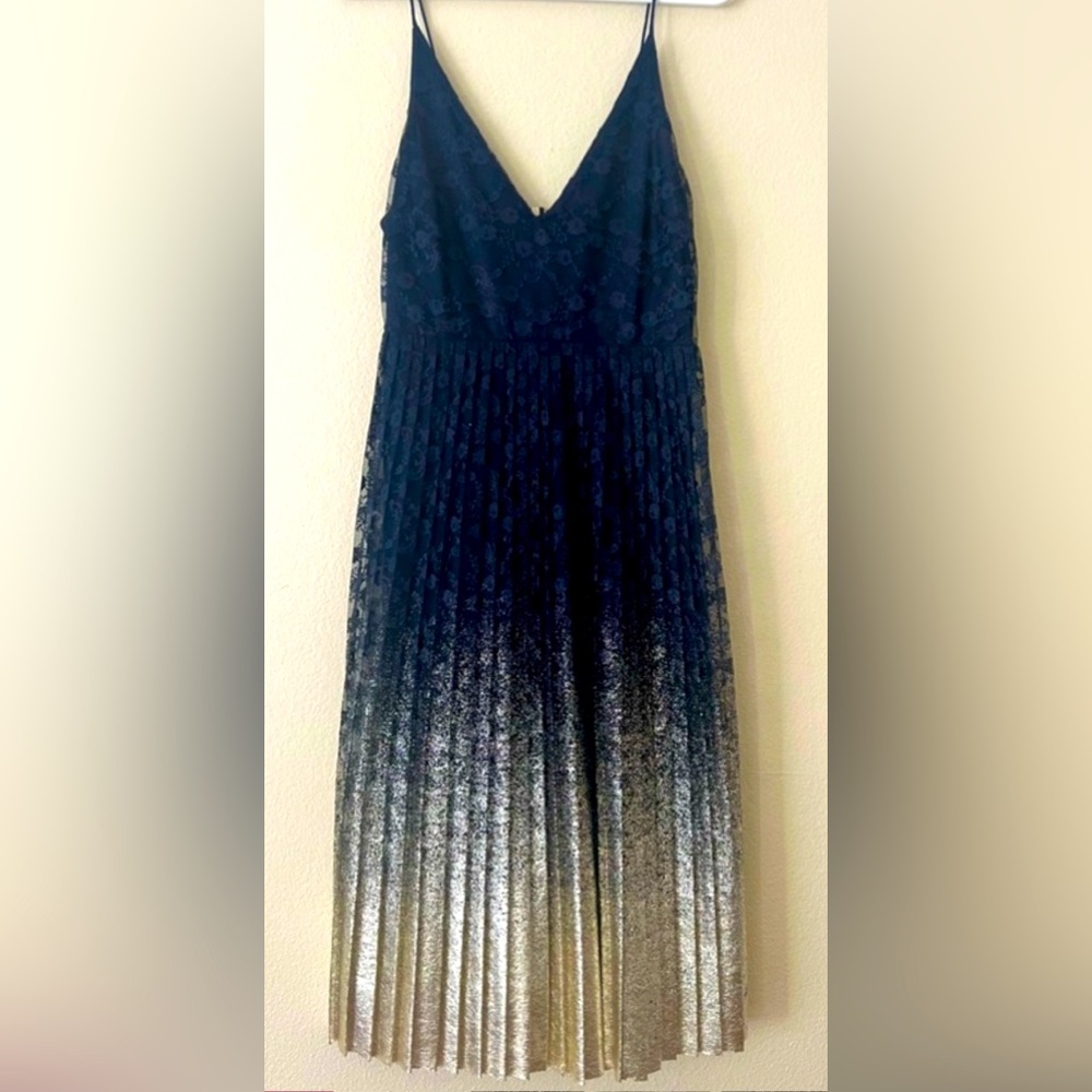 NWT Topshop Navy and Gold Pleated Lace Cocktail Dress